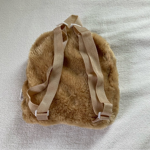 Small Canada Furry Friends Backpack - Picture 5 of 7